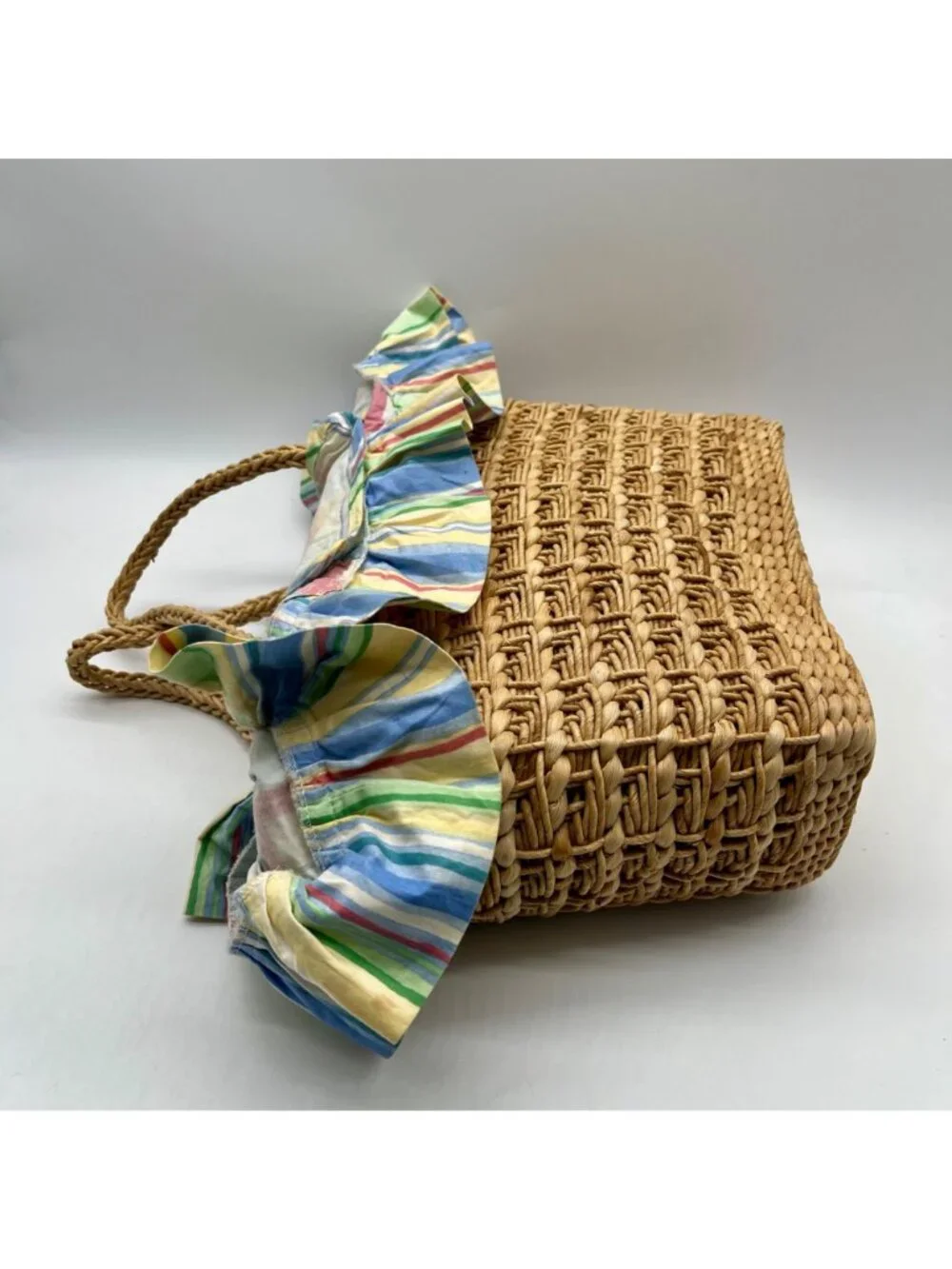 Natural-Fiber Straw Tote Bag